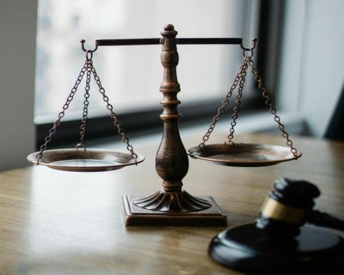 13 Things To Do If Your Business Gets into Legal Difficulties